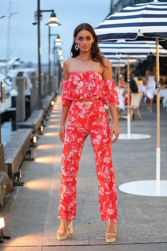 Kookai Sunshine Set Red size 8 The Volte